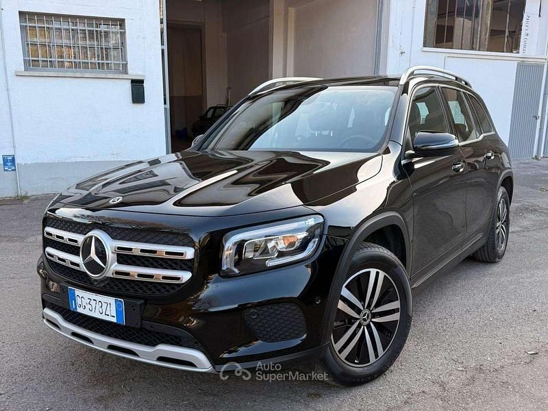 Usata Mercedes GLB180 Business 150 CV (110 kW) 2021 Nero SUV