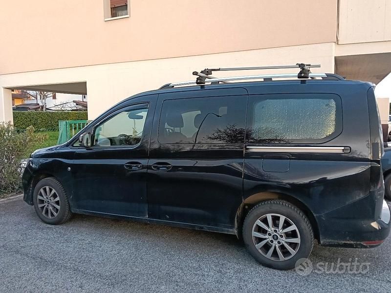 Usata Ford Tourneo 2022 Nero Monovolume