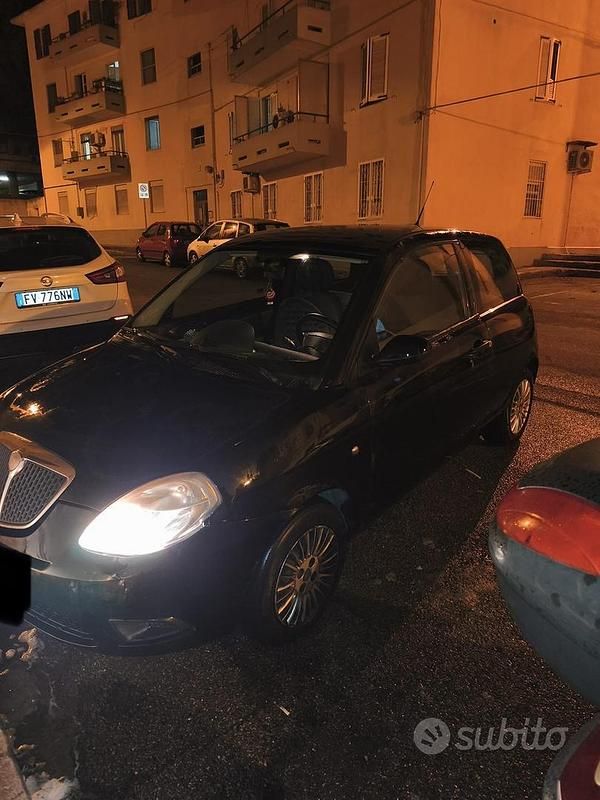 Usata Lancia Ypsilon 69 CV (50 kW) 2007 Nero Utilitaria