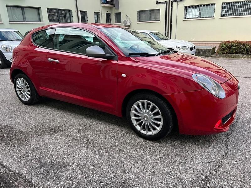 Usata Alfa Romeo MiTo 84 CV (61 kW) 2014 Rosso Utilitaria