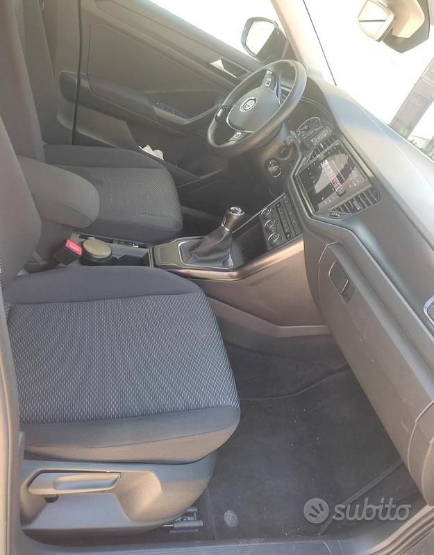 Usata VW T-Roc 116 CV (85 kW) 2019 SUV