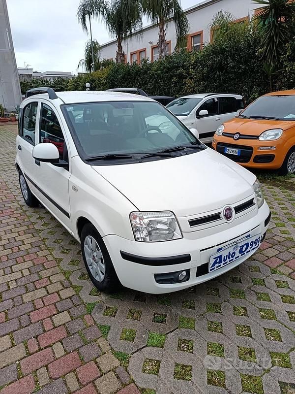 Usata Fiat Panda Dynamic 69 CV (50 kW) 2011 Bianco Utilitaria