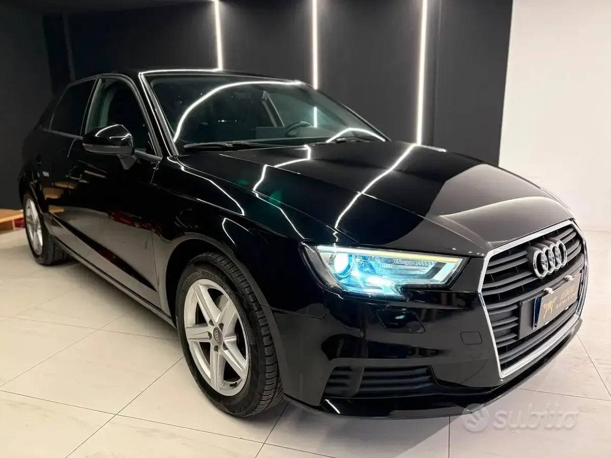 Usata Audi A3 Business 116 CV (85 kW) 2018 Nero Berlina