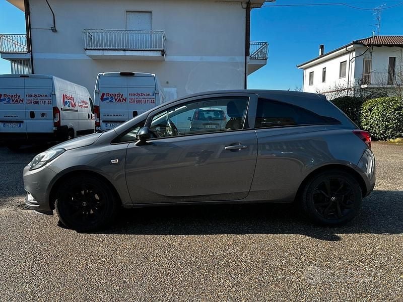 Usata Opel Corsa 90 CV (66 kW) 2016 Grigio Utilitaria