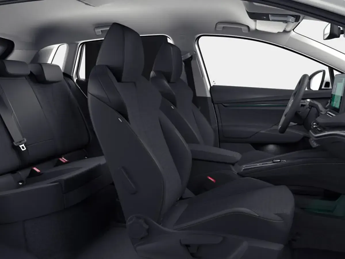 Nuova Skoda Elroq Selection 220 kW (300 CV) 2026 Bianco luna metallizzato SUV