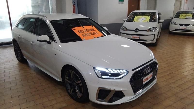 Bianco ibis / pastello Usata 2019 Audi A4 S-Line Station wagon | 24.900 € (Buon prezzo) - Immagine 1/4