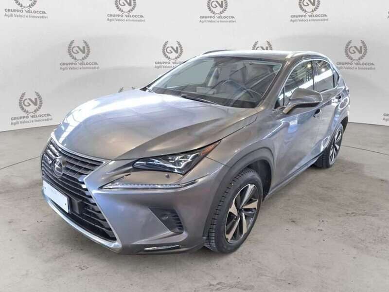 Grigio Usata 2019 Lexus NX300h Luxury Line SUV | 26.500 € (Buon prezzo) - Immagine 1/3