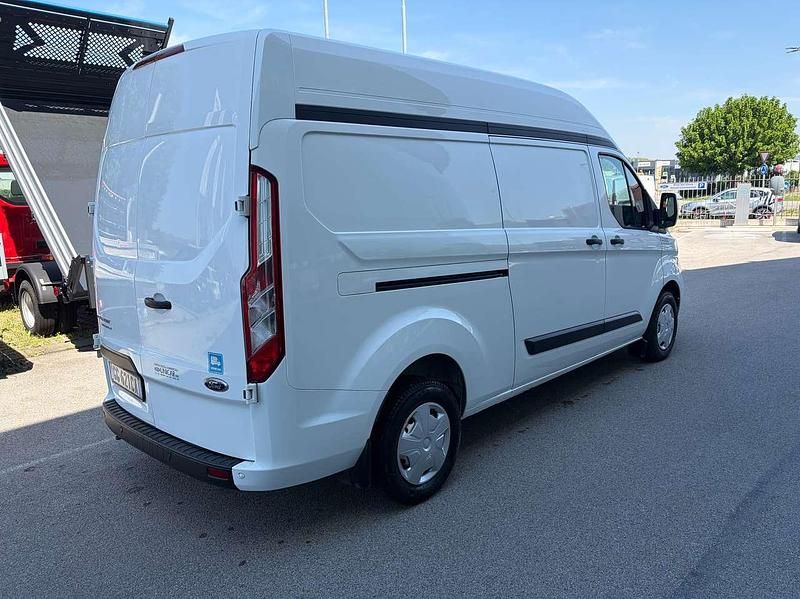 Usata Ford Transit Custom Trend 131 CV (96 kW) 2022 Frozen white Furgone