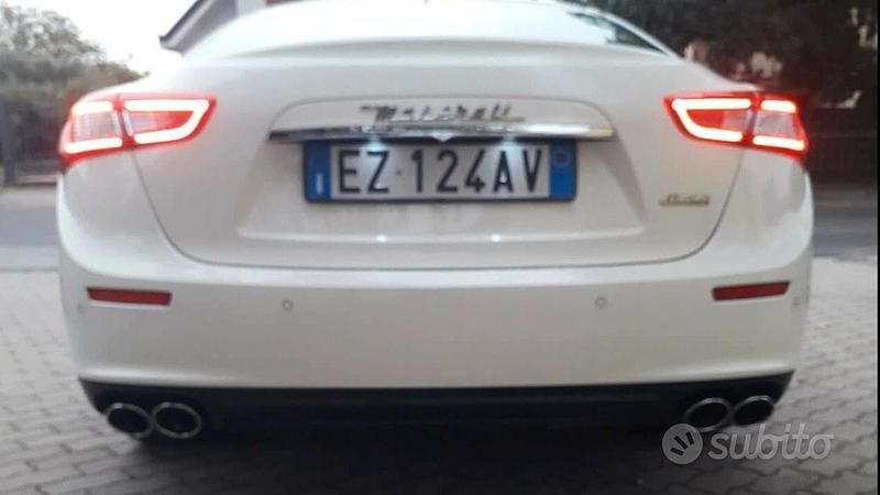 Usata Maserati Ghibli 330 CV (242 kW) 2015 Bianco Coupé