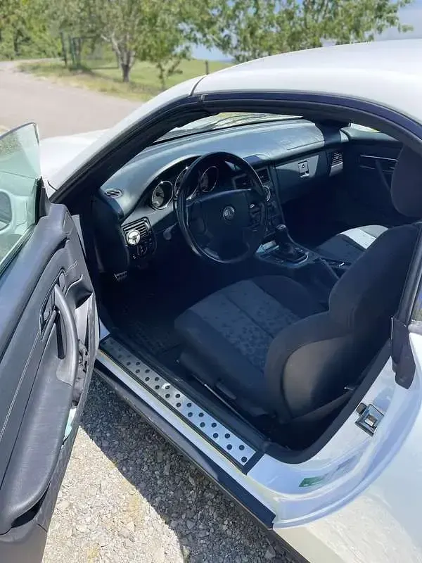 Usata Mercedes SLK200 136 CV (100 kW) 1998 Cabrio