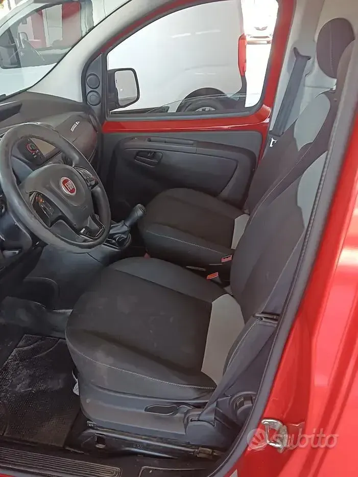 Usata Fiat Fiorino 95 CV (69 kW) 2016 Rosso Monovolume