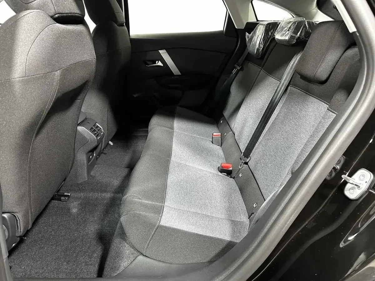 Nuova Citroën C4 PureTech 101 CV (74 kW) 2025 Nero SUV