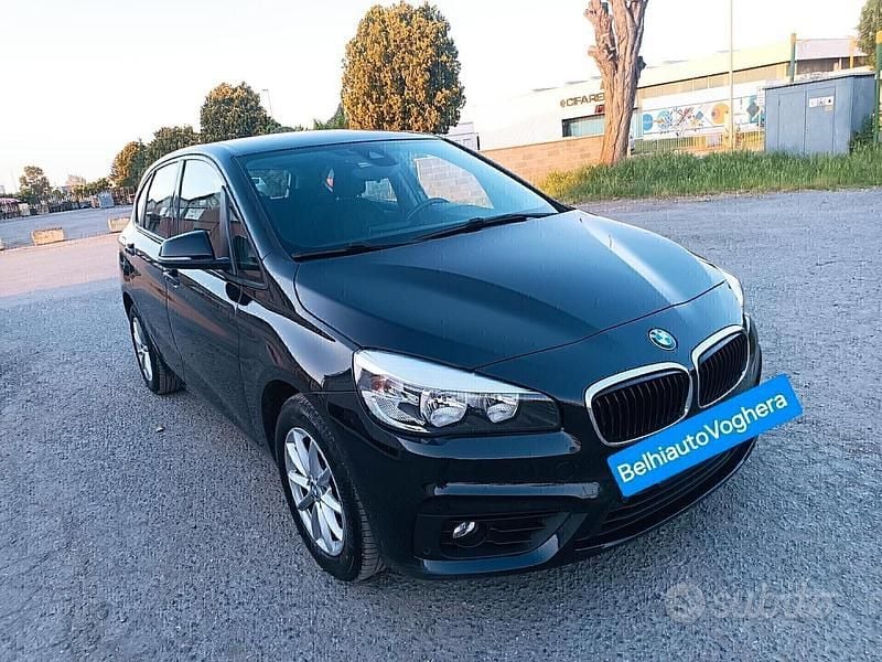 Nero Usata 2017 BMW 218 Tre volumi | 8900 € (Buon prezzo) - Immagine 1/4