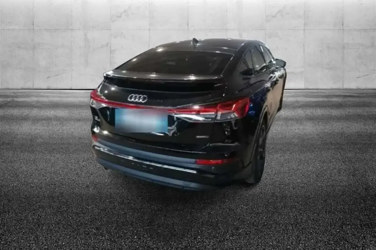 Usata Audi Q4 e-tron 77 kW (105 CV) 2023 Nero SUV