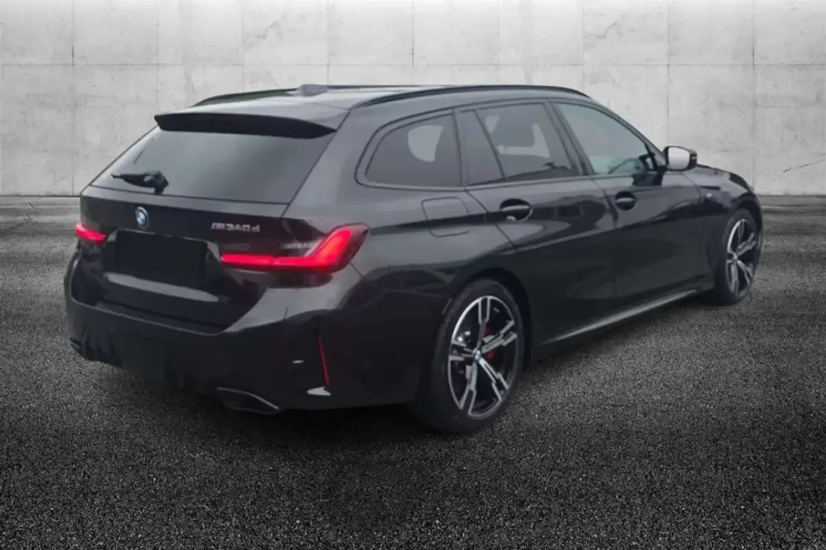 Usata BMW M340 340 CV (250 kW) 2025 Nero Berlina