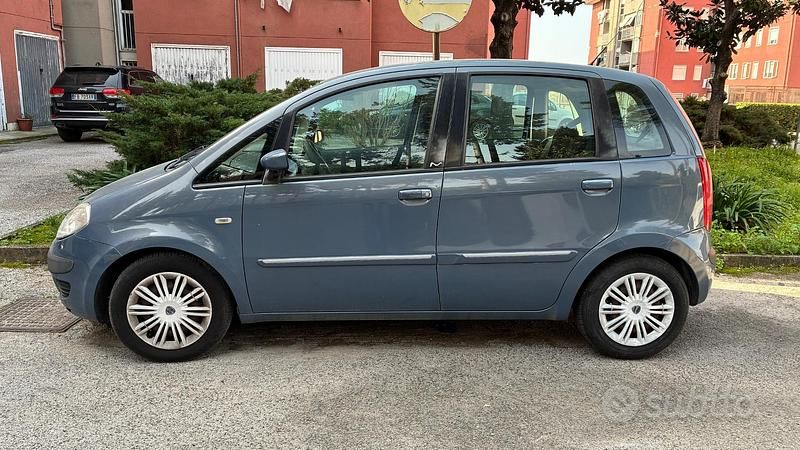 Usata Lancia Musa 70 CV (51 kW) 2006 Monovolume