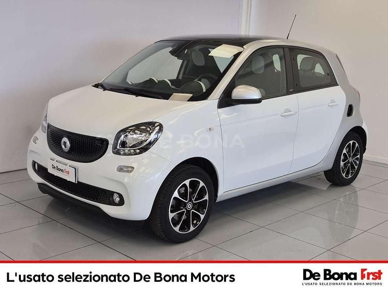 Bianco Usata 2016 Smart ForFour Passion Due volumi | 9990 € (Buon prezzo) - Immagine 1/4