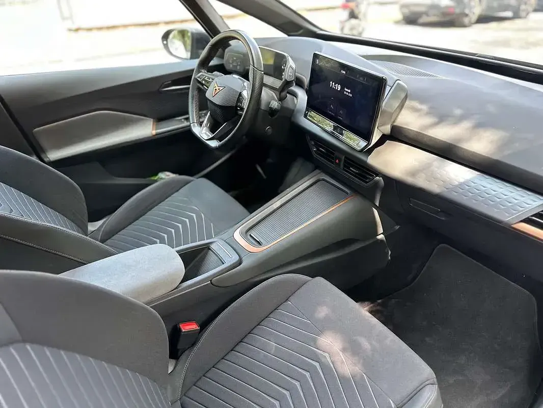 Usata Cupra Born 69 kW (95 CV) 2024 Grigio Utilitaria