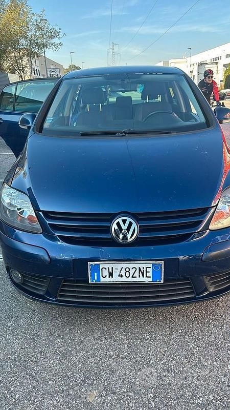 Usata VW Golf IV 140 CV (102 kW) 2005 Blu Berlina