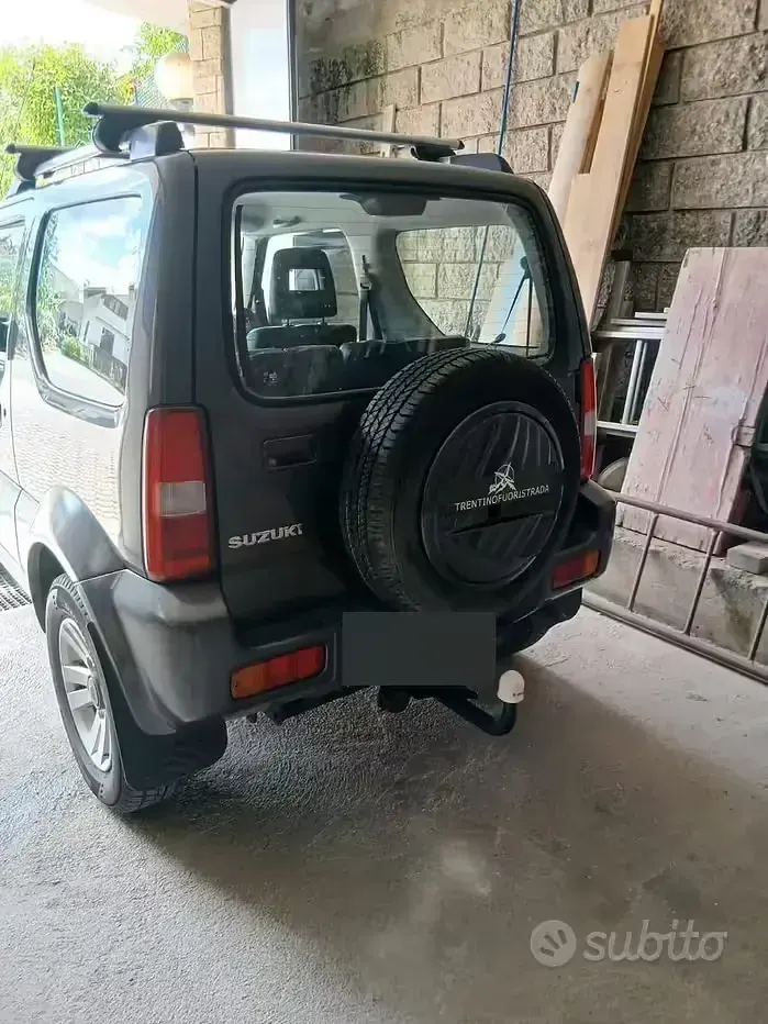 Usata Suzuki Jimny 2011 Grigio SUV