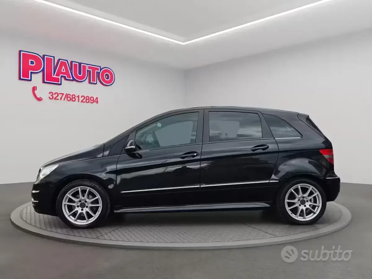 Usata Mercedes B180 109 CV (80 kW) 2009 Nero Monovolume