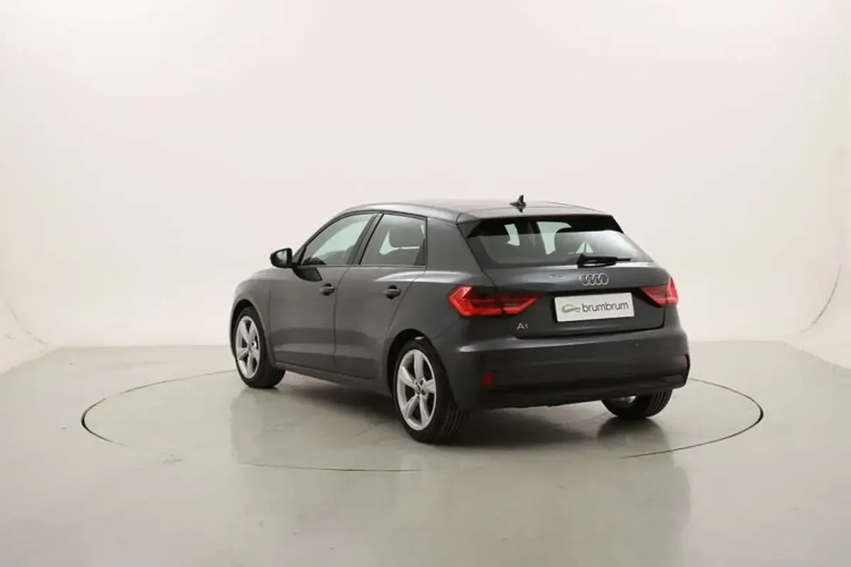 Usata Audi A1 Admired 95 CV (69 kW) 2022 Grigio SUV