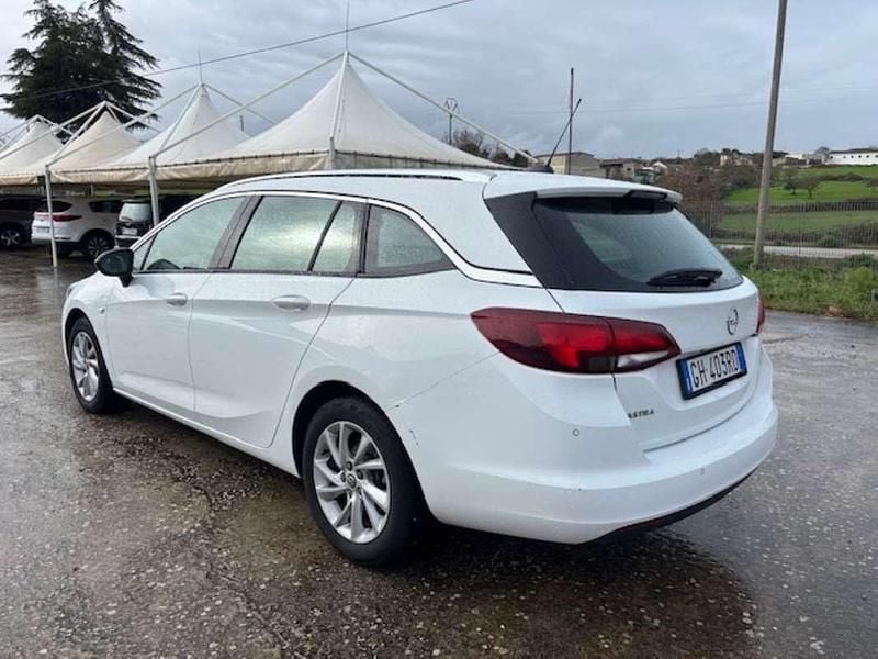 Usata Opel Astra 105 CV (77 kW) 2022 Bianco Station wagon