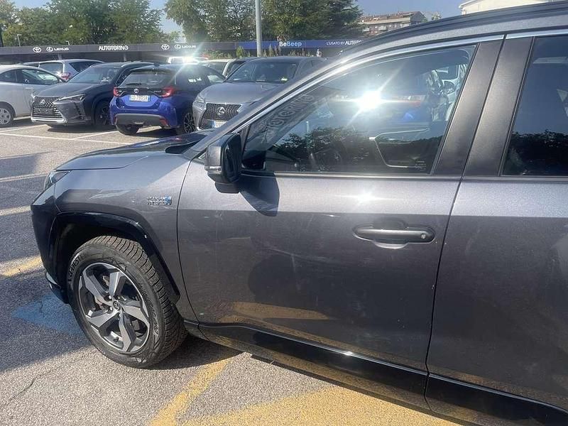 Usata Toyota RAV4 Hybrid 185 CV (136 kW) 2022 Grigio SUV