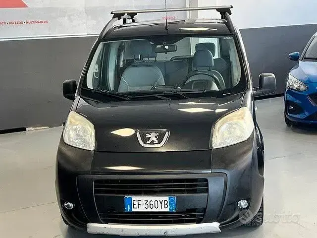 Usata Peugeot Bipper Outdoor 75 CV (55 kW) 2011 Nero Monovolume