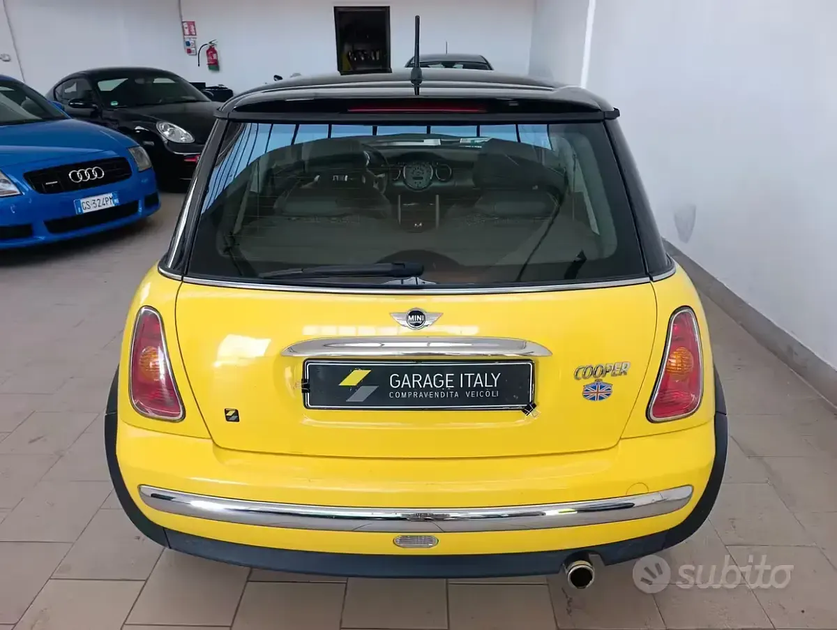 Usata Mini Cooper Coupé 116 CV (85 kW) 2003 Giallo Coupé