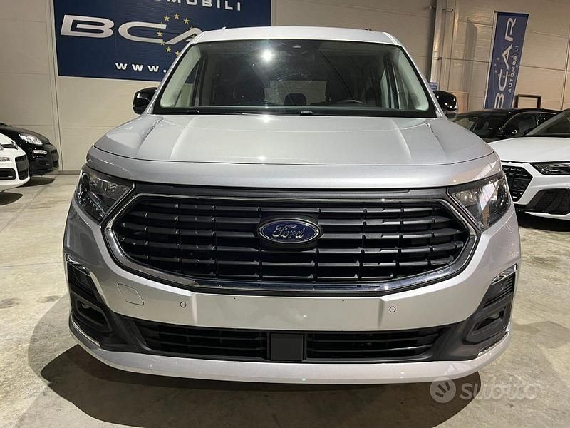 Usata Ford Tourneo Connect 122 CV (89 kW) 2023 Grigio Monovolume