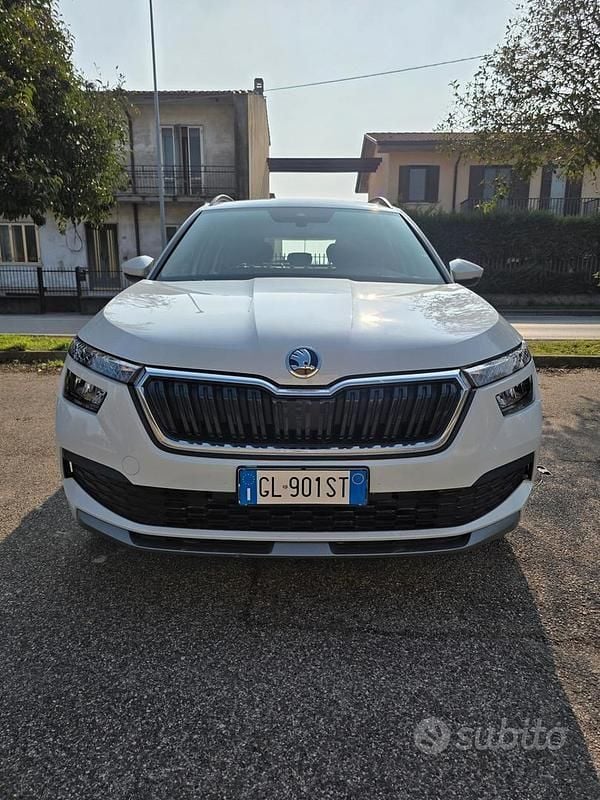 Usata Skoda Kamiq Ambition 110 CV (80 kW) 2022 Bianco SUV