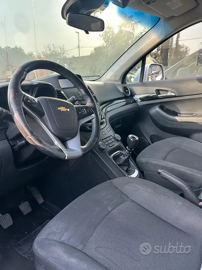 Usata Chevrolet Orlando LT 141 CV (103 kW) 2013 Bianco Monovolume