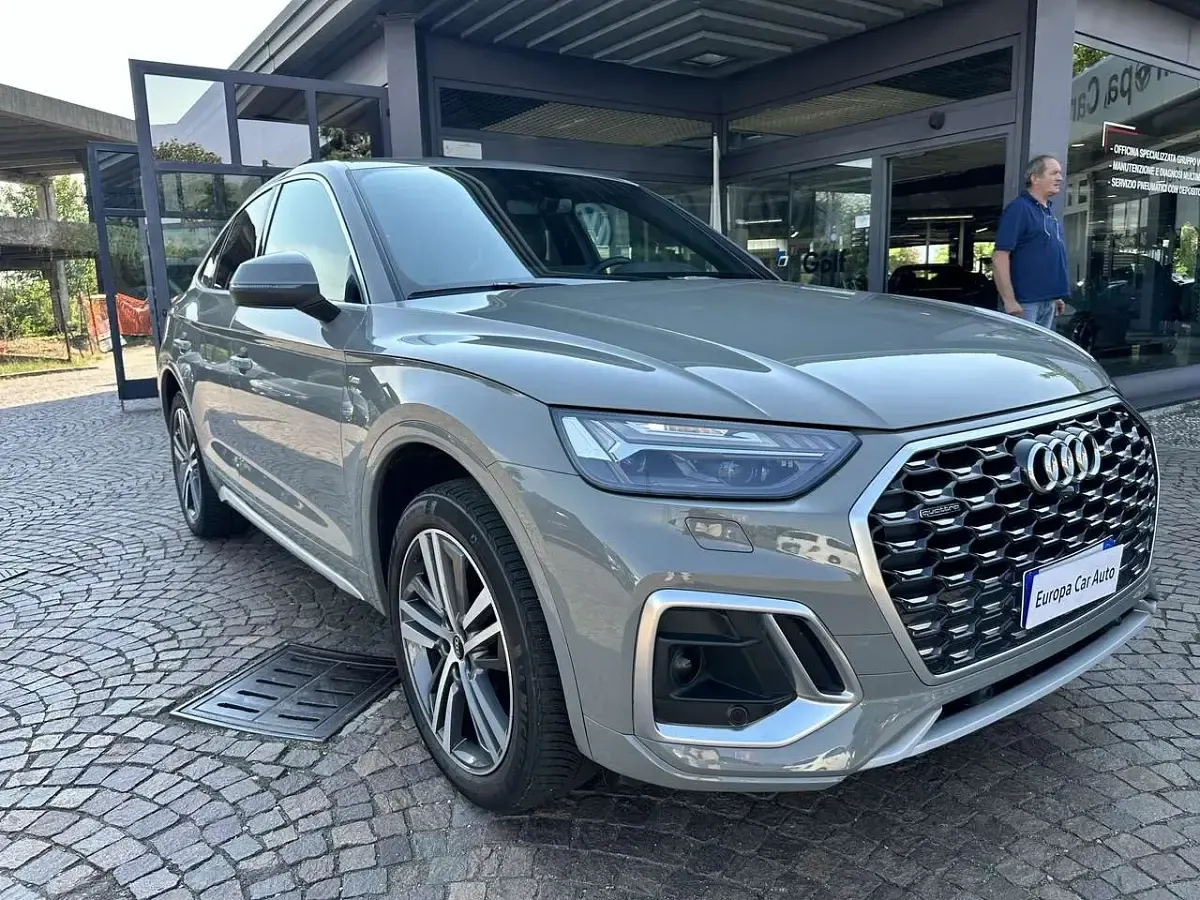 Usata Audi Q5 Sportback S-line plus 265 CV (194 kW) 2022 Grigio tambora SUV
