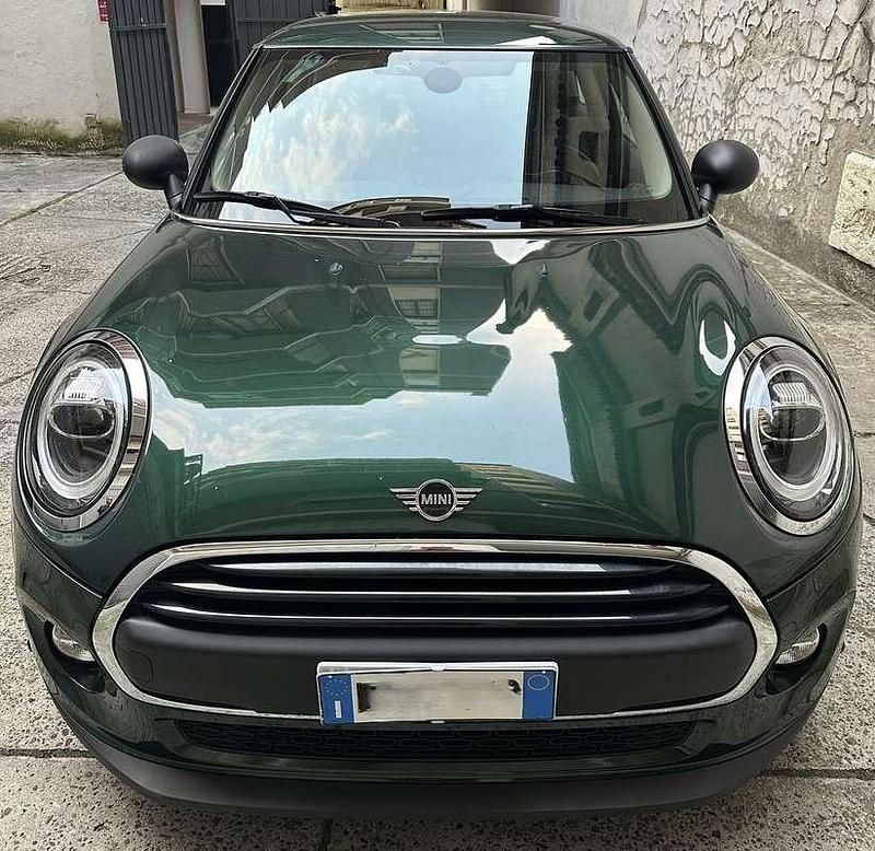 Usata Mini ONE 102 CV (75 kW) 2018 Verde Utilitaria