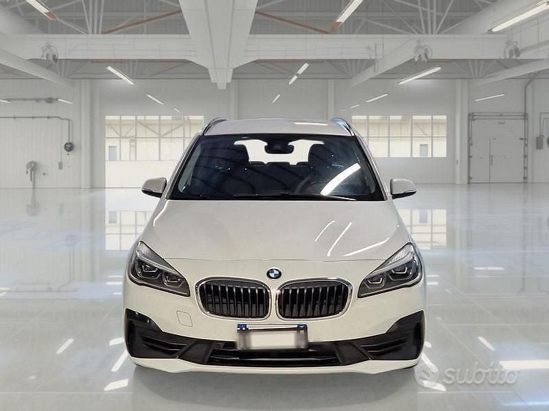Usata BMW 216 Gran Tourer 116 CV (85 kW) 2021 Bianco Monovolume