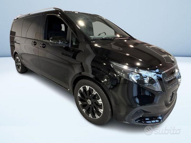 Nero metallizzato Nuova 2024 Mercedes EQV300 Tre volumi | 116.950 € - Immagine 1/4