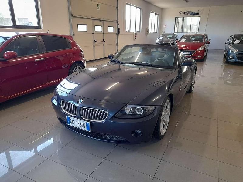 Usata BMW Z4 231 CV (169 kW) 2004 Blu/azzurro Cabrio