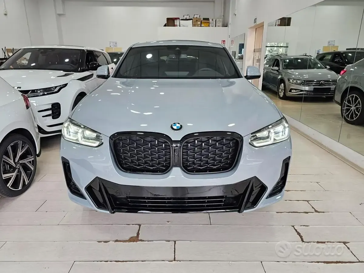 Usata BMW X4 M Sport 190 CV (139 kW) 2025 Brooklyn grey SUV