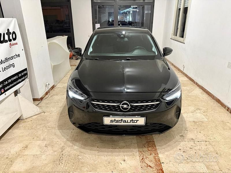 Usata Opel Corsa Elegance 101 CV (74 kW) 2022 Nero Berlina