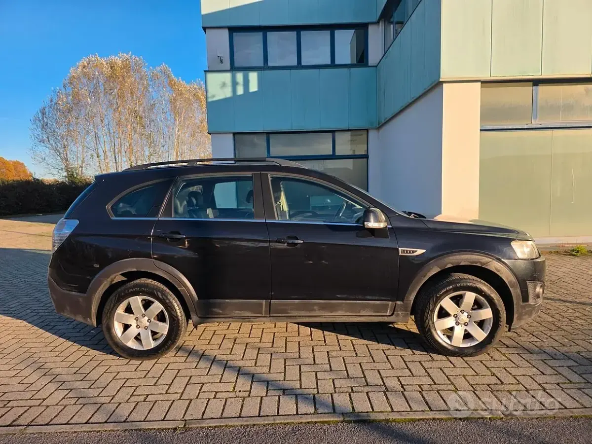 Usata Chevrolet Captiva LT 163 CV (119 kW) 2013 Nero SUV