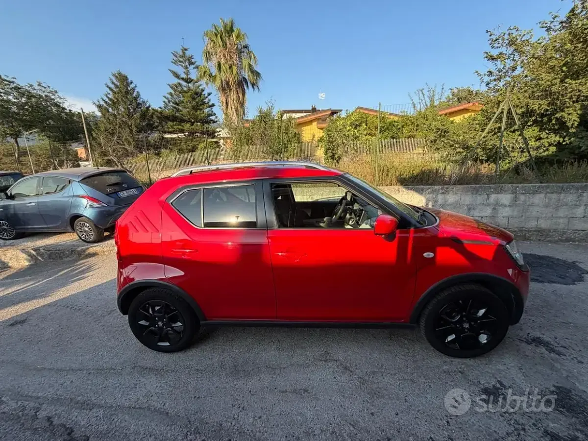 Usata Suzuki Ignis 90 CV (66 kW) 2017 Rosso SUV