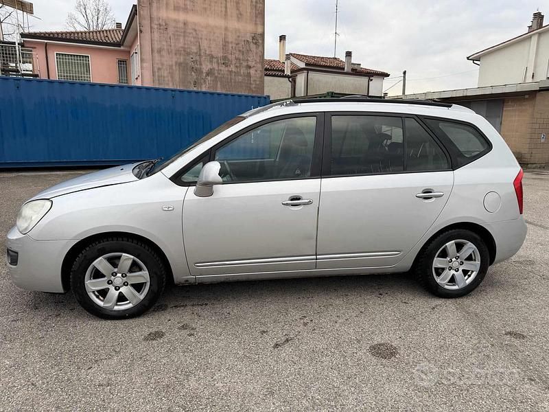 Occasion Kia Carens EX 140 PK (102 kW) 2009 Grijs MPV