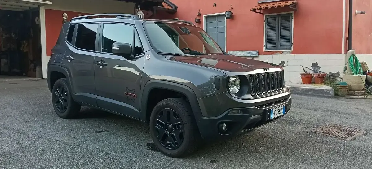 Usata Jeep Renegade Trailhawk 170 CV (125 kW) 2016 SUV