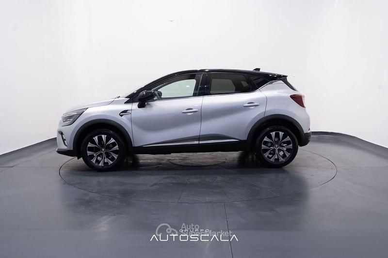 Usata Renault Captur Techno 91 CV (66 kW) 2024 Grigio SUV