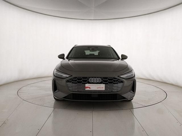 Usata Audi A5 Advanced 204 CV (150 kW) 2025 Grigio chronos metallizzato Station wagon