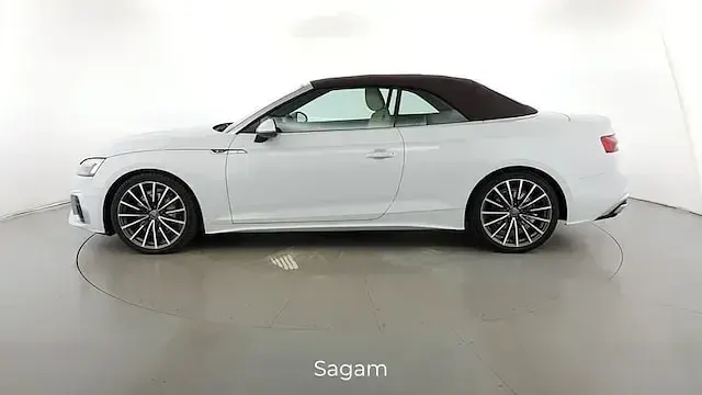Usata Audi A5 Cabriolet S-Line 204 CV (150 kW) 2023 Bianco ghiaccio metallizzato Cabrio