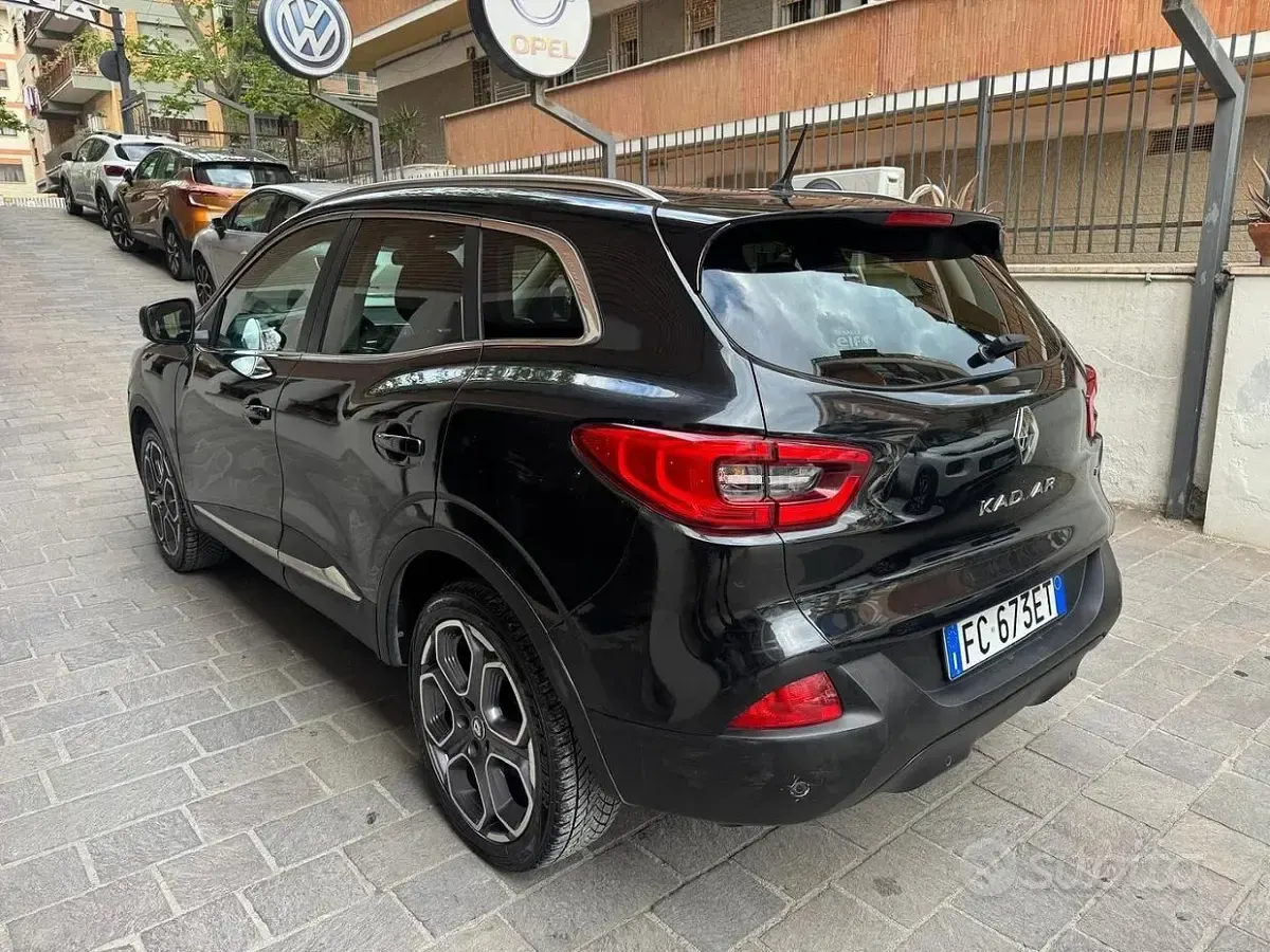 Second-hand Renault Kadjar Business 110 CP (80 kW) 2017 Negru SUV