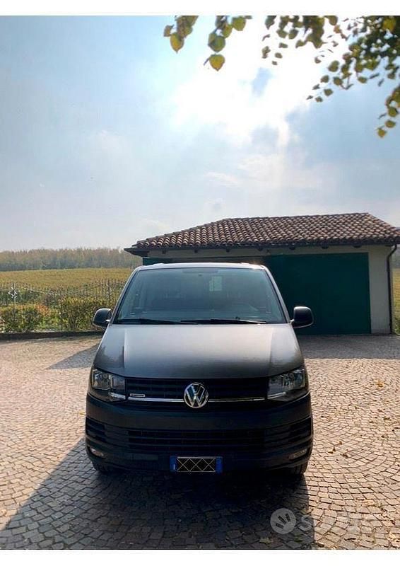Grigio Usata 2016 VW Caravelle Monovolume | 19.500 € (Super prezzo) - Immagine 1/4
