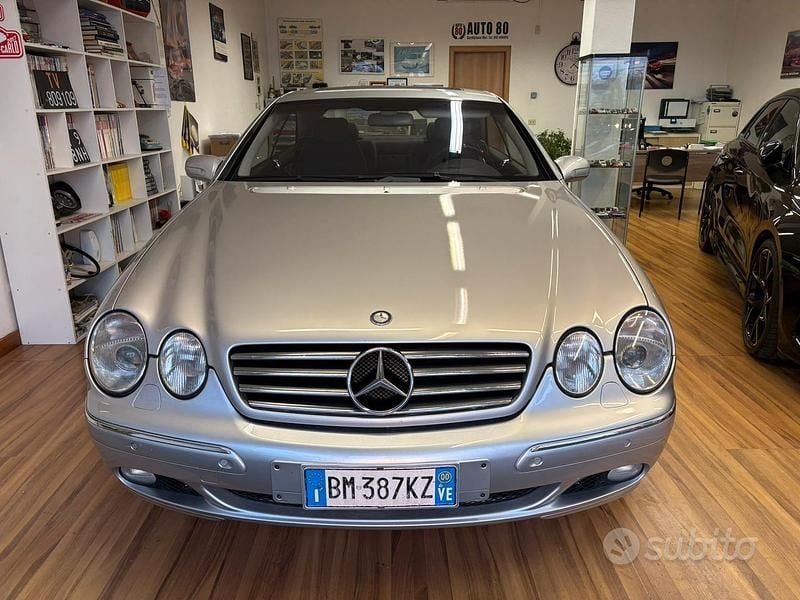 Usata Mercedes CL500 320 CV (235 kW) 2000 Grigio Coupé